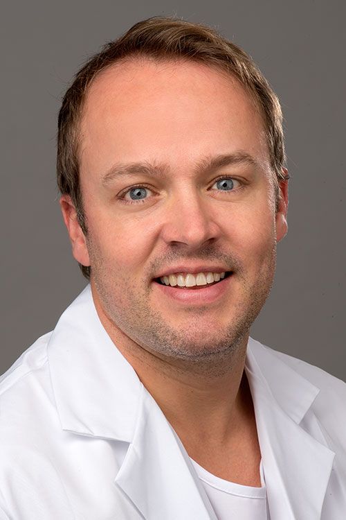 Dr. med. Dominik Suter, Oberarzt
