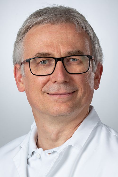 Portrait von Prof. Dr. med Jürgen Hetzel