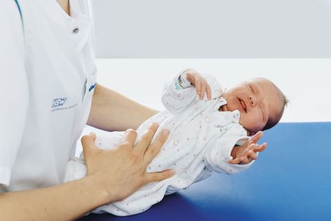 Baby Anziehen Ausziehen Ksw 02