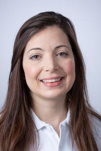 Portrait von Dr. med. Nadia Amri