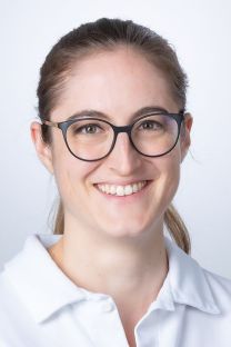 Portrait von Dr. med. Diana Segalada.