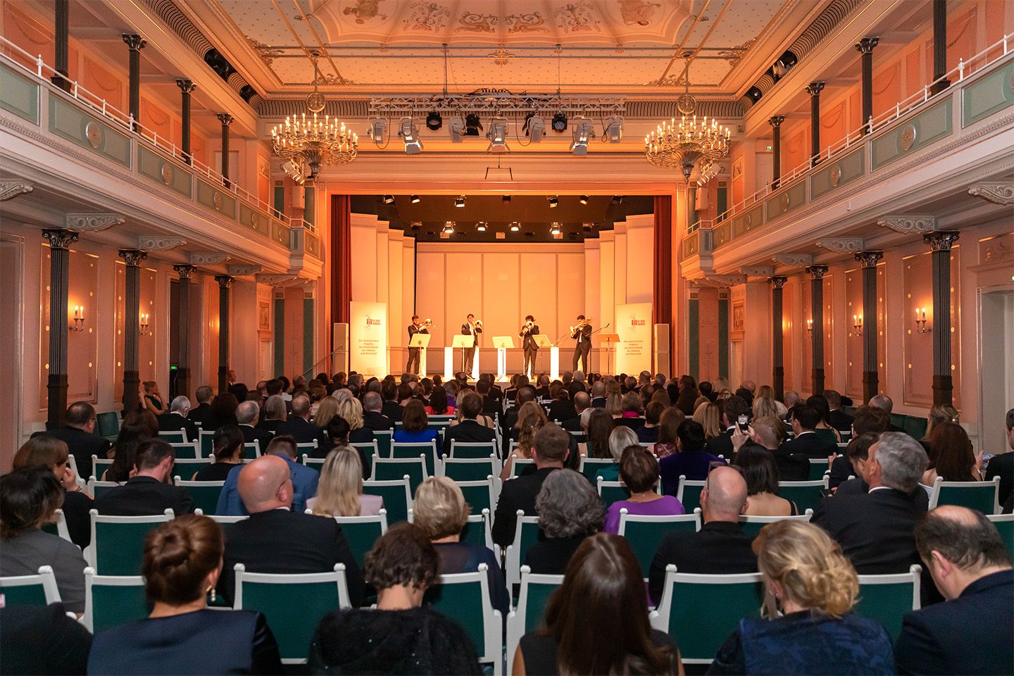 Ein Konzert an der Abendveranstaltung des KlinikAwards in Berlin.