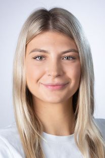 Portrait von Alina Begimamovic