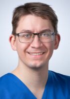 Ein Portrait von Dominik Braun.