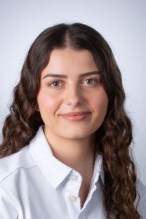 Portrait von Arbesa Limani