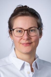 Portrait von Dr. med. Khyra Utzinger.