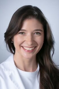 Portrait von Dr. med. univ. (RO) Mihaela-Ioana Dadalau