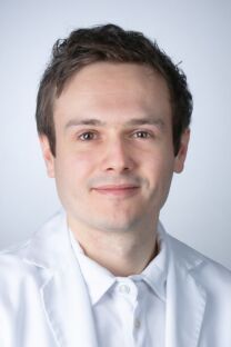 Portrait von Dr. med. Dominik Steffen.